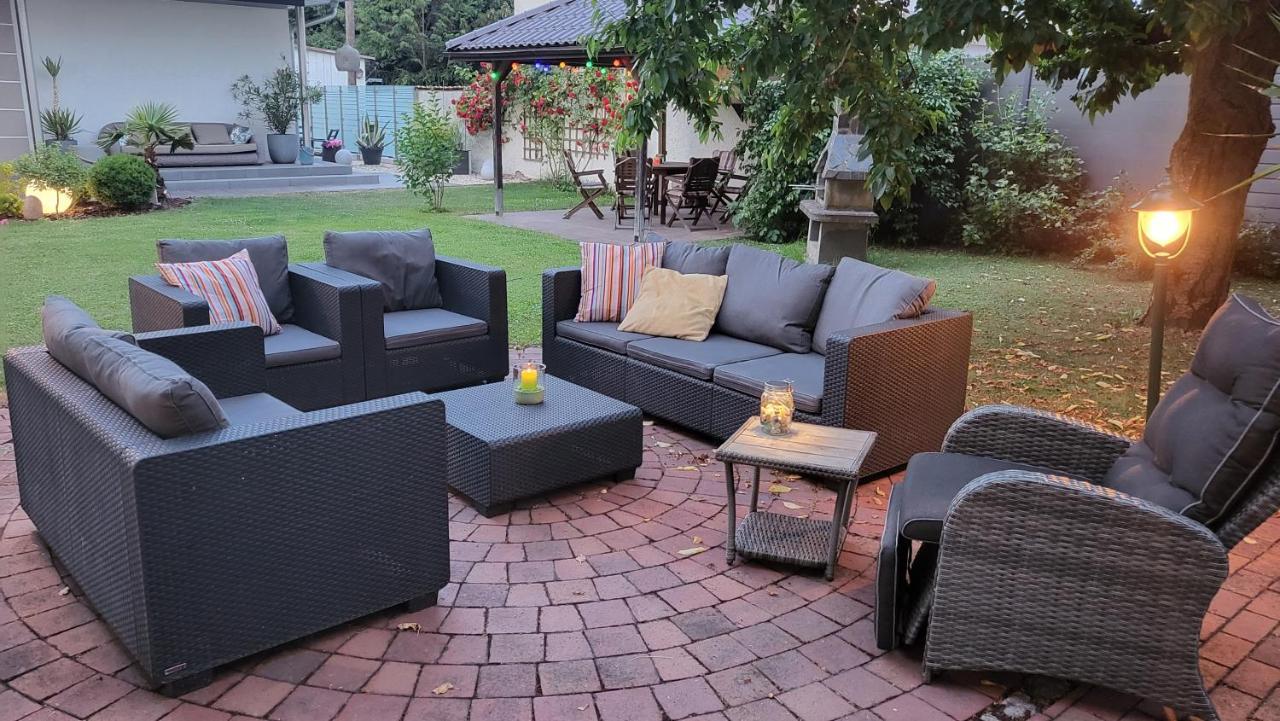 Apartments Am Saalebogen Mit Gartenterrasse, Grillkamin, Freie Parkplaetze 루돌슈타트 외부 사진