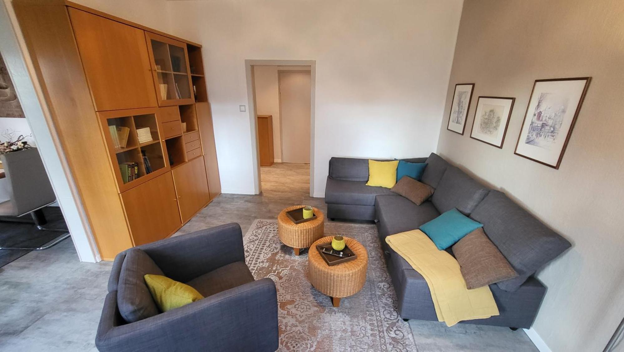 Apartments Am Saalebogen Mit Gartenterrasse, Grillkamin, Freie Parkplaetze 루돌슈타트 외부 사진