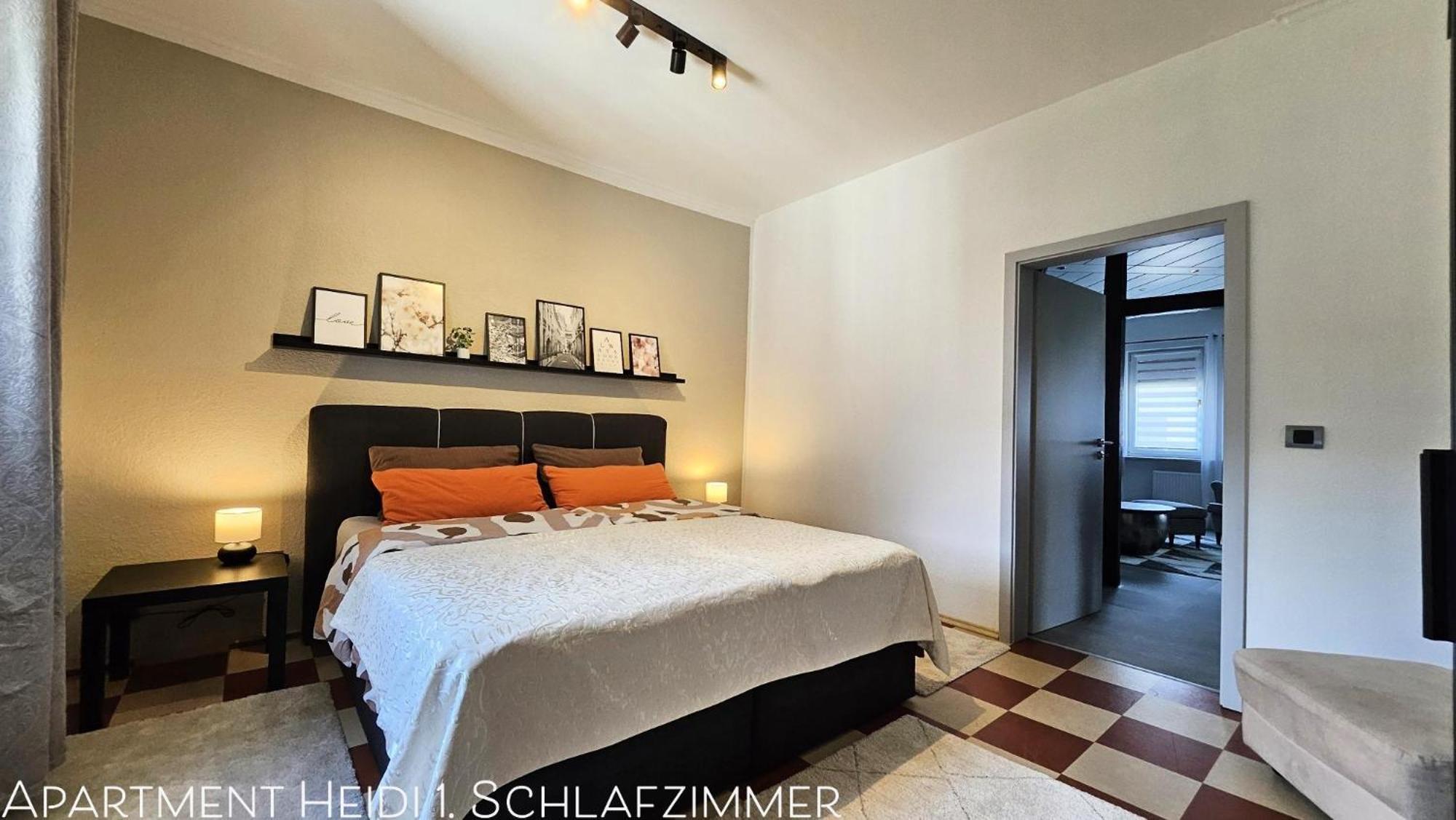 Apartments Am Saalebogen Mit Gartenterrasse, Grillkamin, Freie Parkplaetze 루돌슈타트 외부 사진